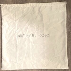 Michael Kors Large Dust Bag NEW- White with Silver Logo Detail 18.75”x18.75”